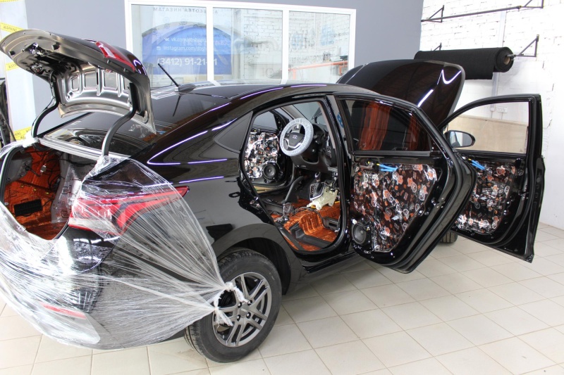 Зачем делать шумоизоляцию автомобиля?